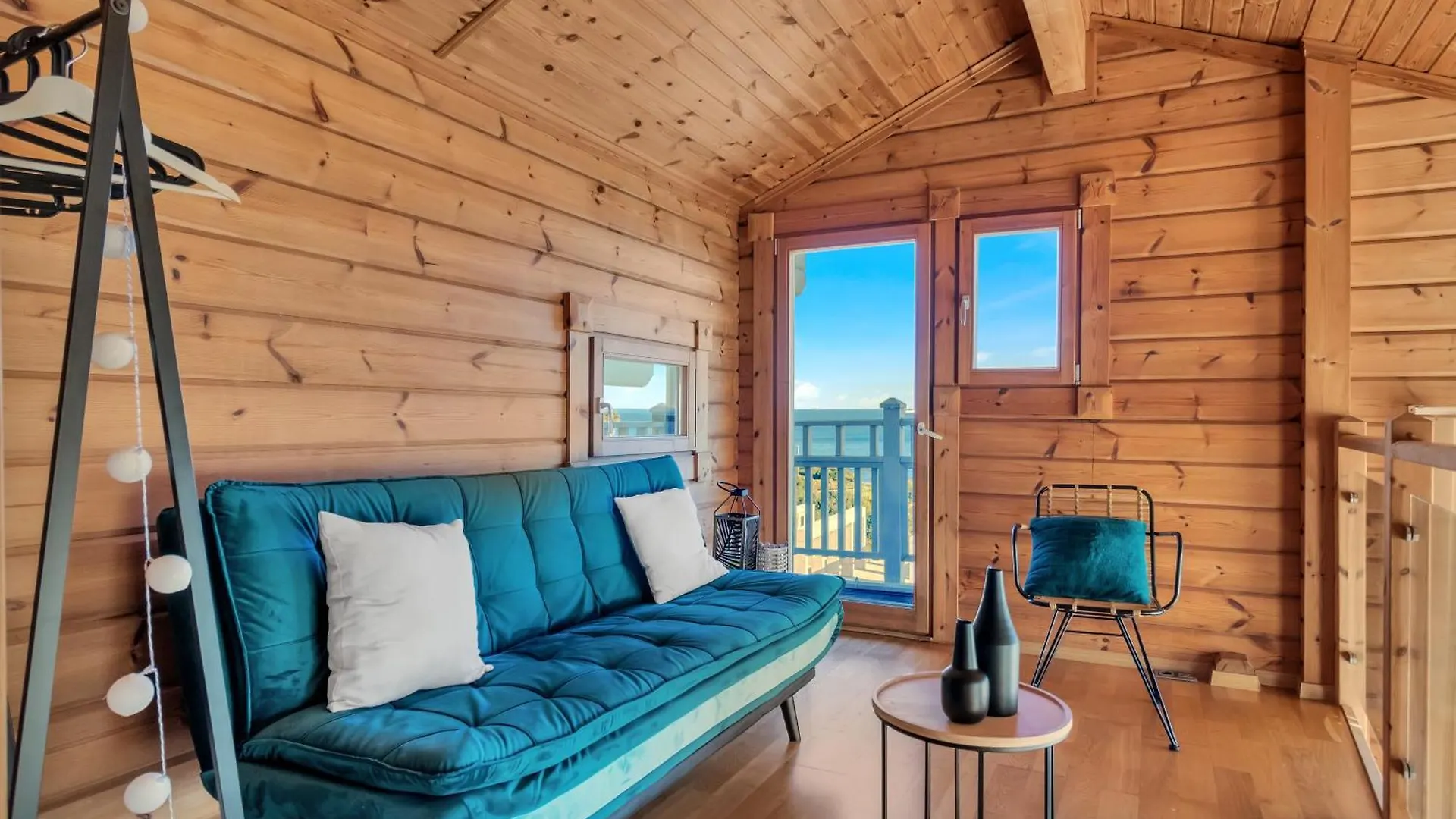 אלגסירס Increible Villa De Madera Con Vistas Al Mar 0*,  ספרד