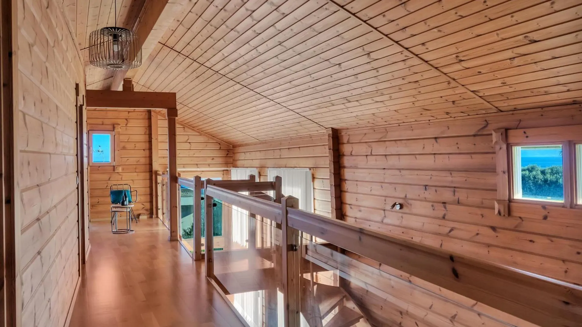 אלגסירס Increible Villa De Madera Con Vistas Al Mar