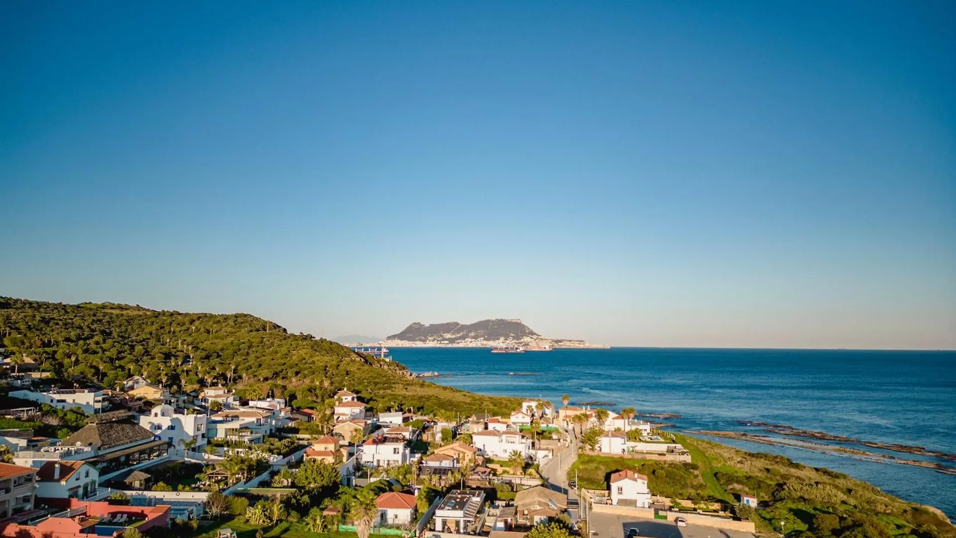 בית נופש אלגסירס Increible Villa De Madera Con Vistas Al Mar