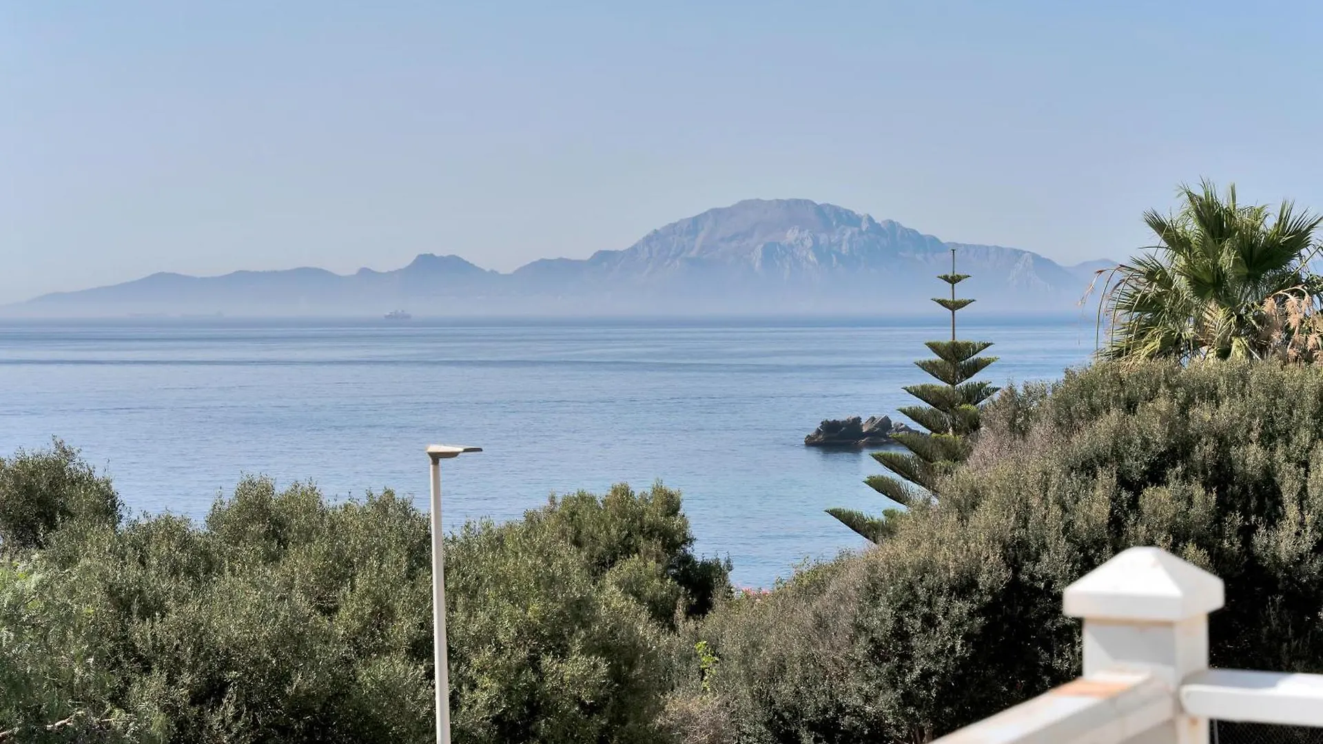 בית נופש אלגסירס Increible Villa De Madera Con Vistas Al Mar